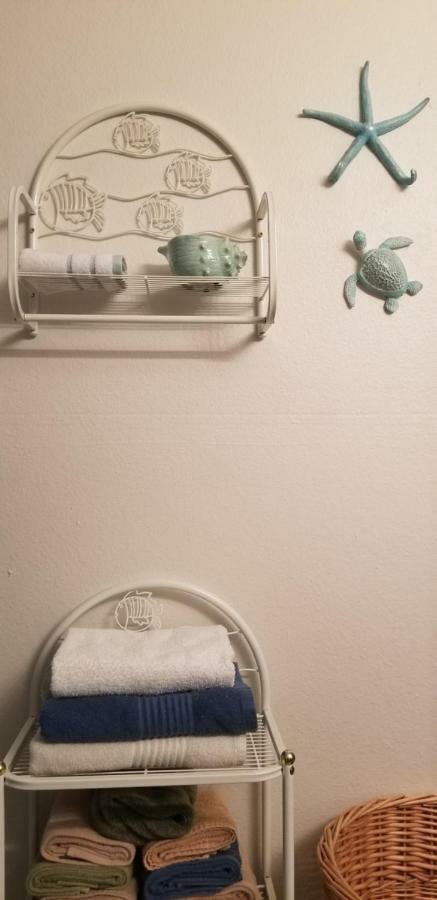 Peaceful Riverfront Cottage Sleeps 7 With Washer & Dryer Waveland Exterior photo